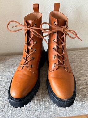 EUC Madewell Leather Lace-Up Boots